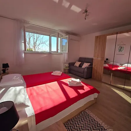 Apartmán Deeranaei
