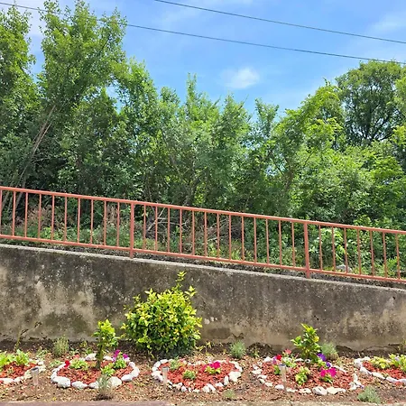 Appartement Deeranaei *